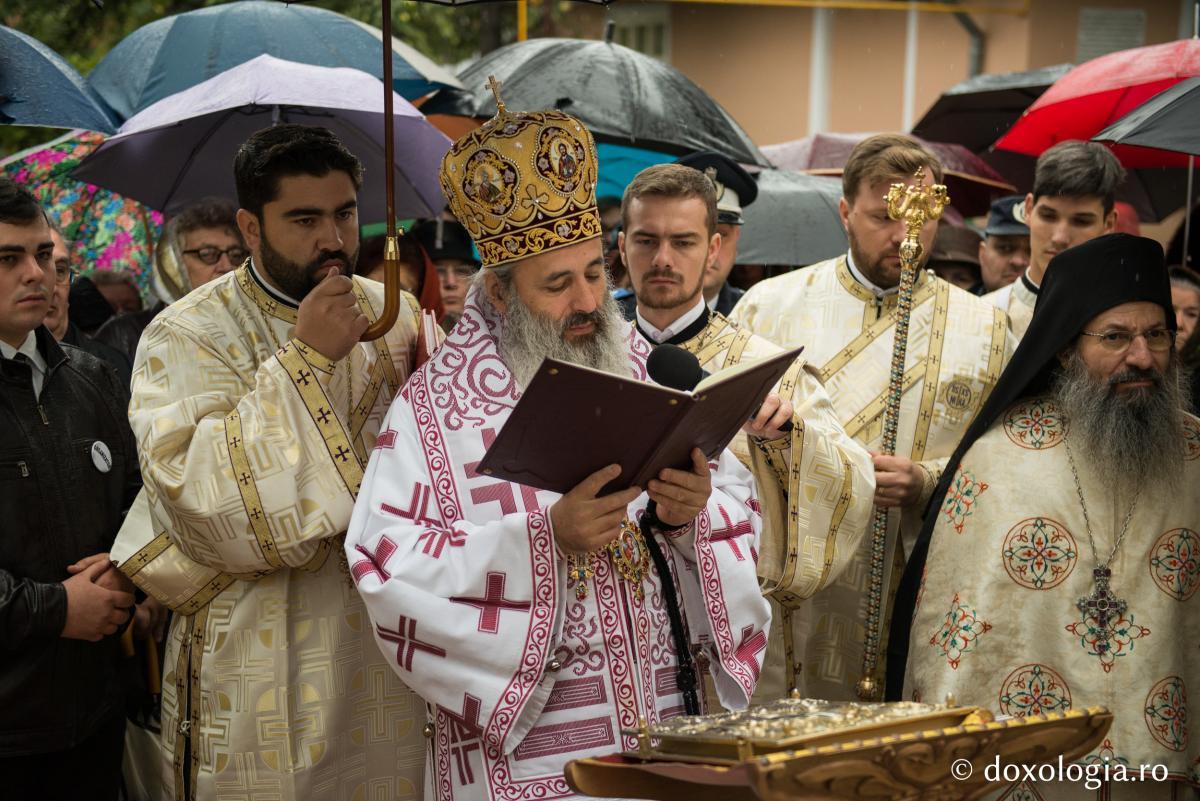 Slujba de Resfintire 11.10.2015