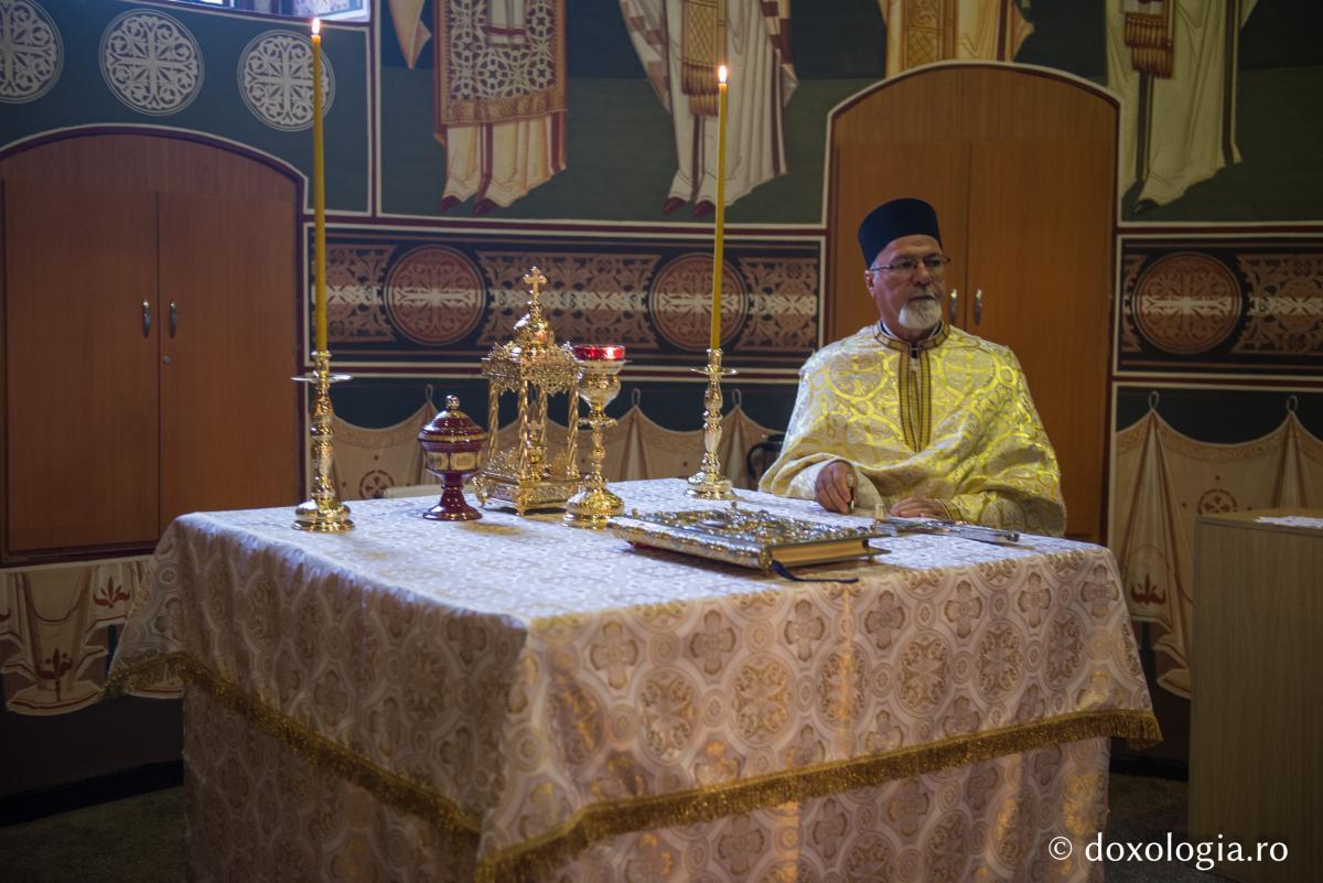 Slujba de Resfintire 11.10.2015